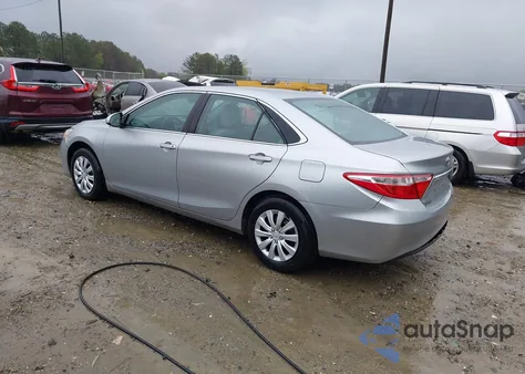 2016 Toyota Camry Le z USA, uszkodzony, nr VIN 4T4BF1FK2GR568941